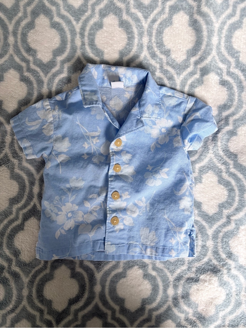 Old Navy Hawaiian Shirt Size 3 Months